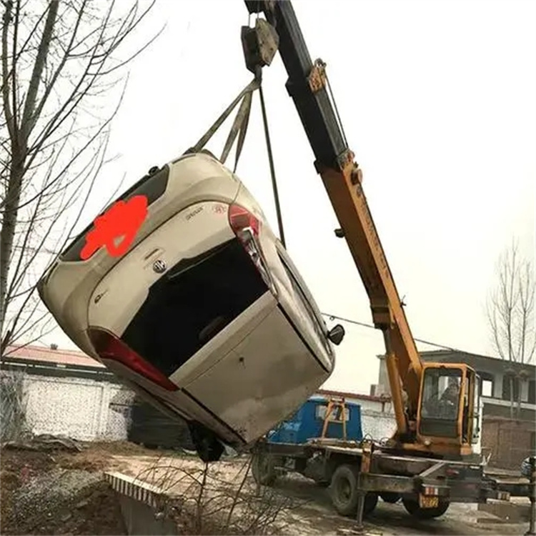 平果吊车救援小汽车怎么吊